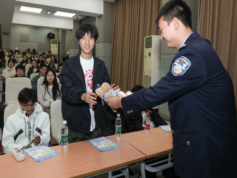 YjAU_1767148848054094539.png