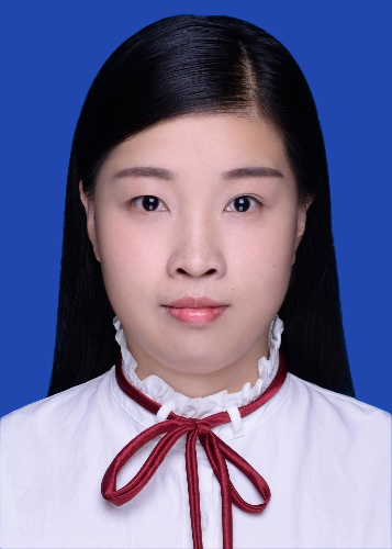 黄凯.png